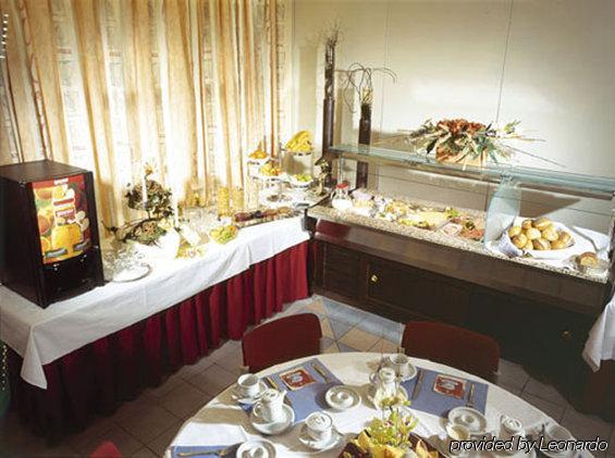 City-Hotel Kurfuerst Balduin Coblence Restaurant photo